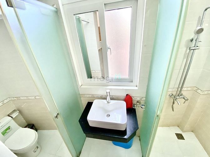Hình ảnh Căn Hộ DV 35m2, 1 PN Tách Bếp Gần Chợ Bến Thành