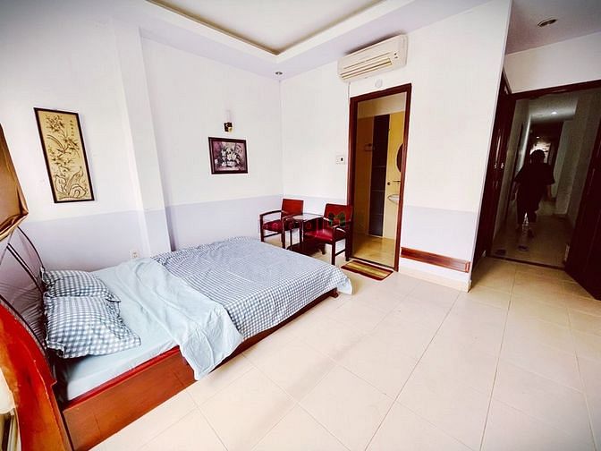 Hình ảnh CHDV có bancol giá rẻ ngay sân bay