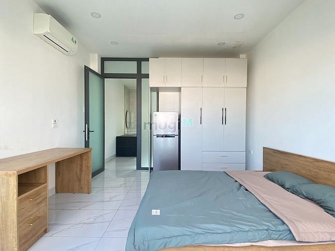 Hình ảnh Căn Hộ Dịch Vụ mặt tiền Võ Thị Sáu, Quận 3, có balcony siêu to.