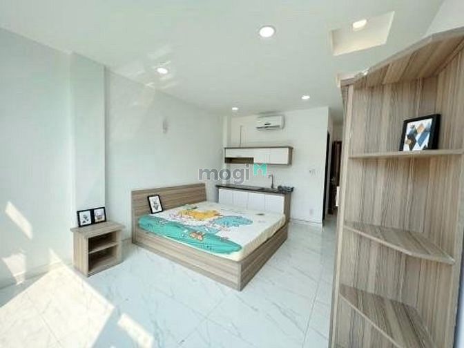 Hình ảnh CHDV Studio 30m2 Cửa sổ lớn thoáng mát_Full NT tại Q.5 tiện di chuyển