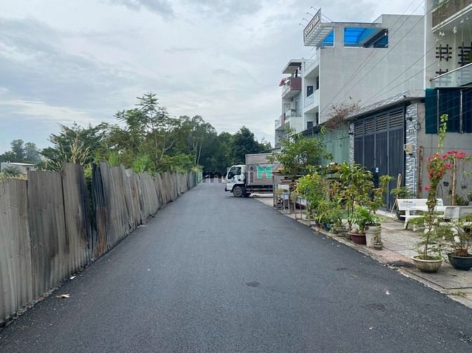 Hình ảnh Bán đất mặt tiền đường 249 hoàng hữu nam .Phường tân phú . Q9