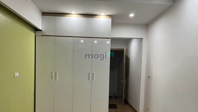 Hình ảnh Nhà ở, Đường Nguyễn Văn Cừ giá 9tr/tháng