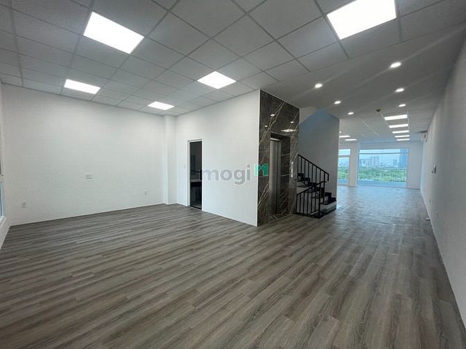 Hình ảnh Cho thuê 2 sàn LakeView Thủ Thiêm, giá thuê 28tr/ sàn.