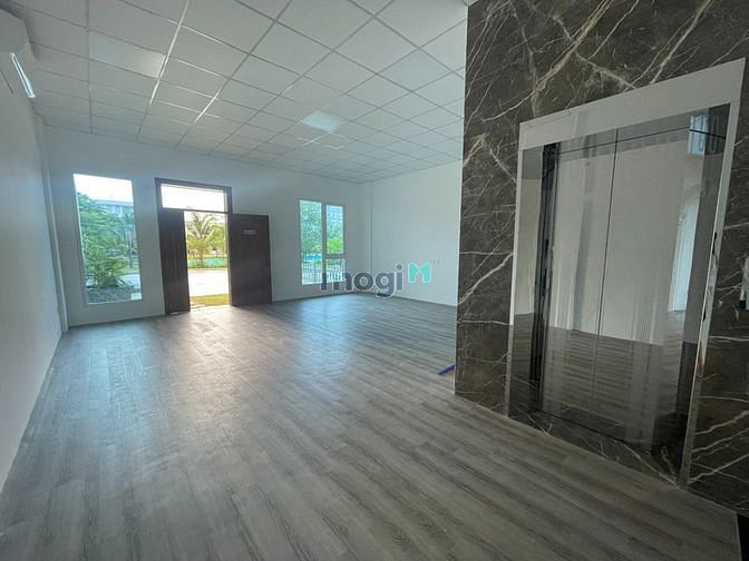 Hình ảnh Cho thuê 2 sàn LakeView Thủ Thiêm, giá thuê 28tr/ sàn.
