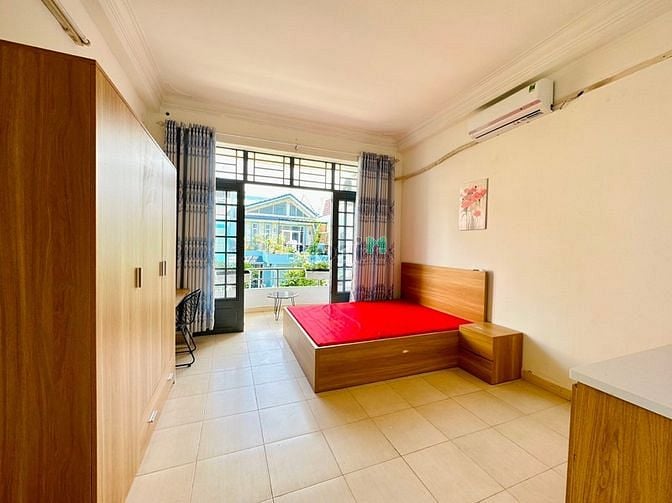 Hình ảnh Trống 1 Phòng Studio Ban Công Lớn Tại Quận 7, Giá Sinh Viên