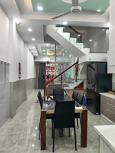 Hình ảnh Gia đình có việc gấp cần bán nhà Đ.Tô Ngọc Vân P.Tam Bình Q.TĐ 2ty257
