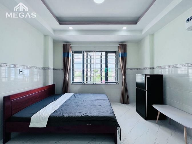 Hình ảnh Đi bộ qua Văn Lang Cs3 cửa sổ lớn thoáng