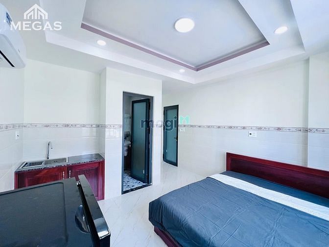 Hình ảnh Đi bộ qua Văn Lang Cs3 cửa sổ lớn thoáng