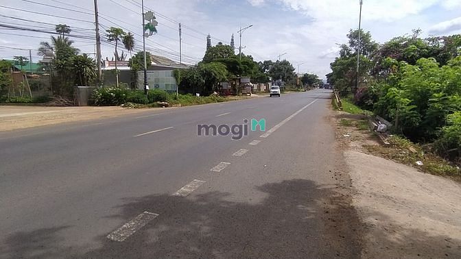 Hình ảnh Bán Lô Đất TT Cách QL20 150m DT 5x29m tc72m2