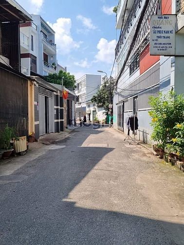 Hình ảnh Bán khách sạn 24 phòng. TN 90tr/th. 1900m2, 5tầng.