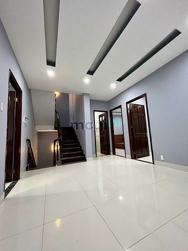 Hình ảnh Giá siêu tốt 6PN 4WC sạch sẽ sáng sủa có giếng trời cho share phòng