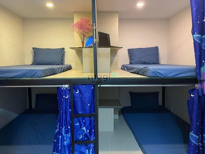 Hình ảnh Sleepbox bao chi phí có thang máy bảo vệ giữ xe
