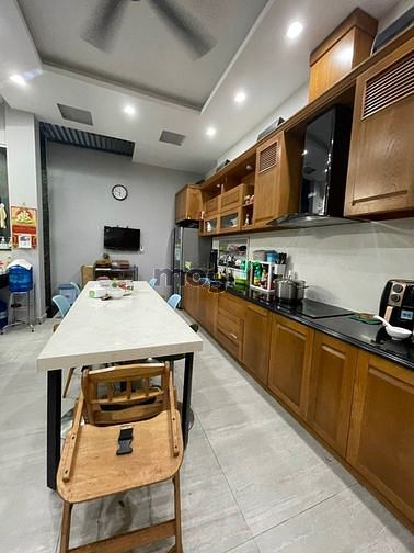 Hình ảnh NHÀ ĐANG NGỘP THỞ OXY  cân bán gấp