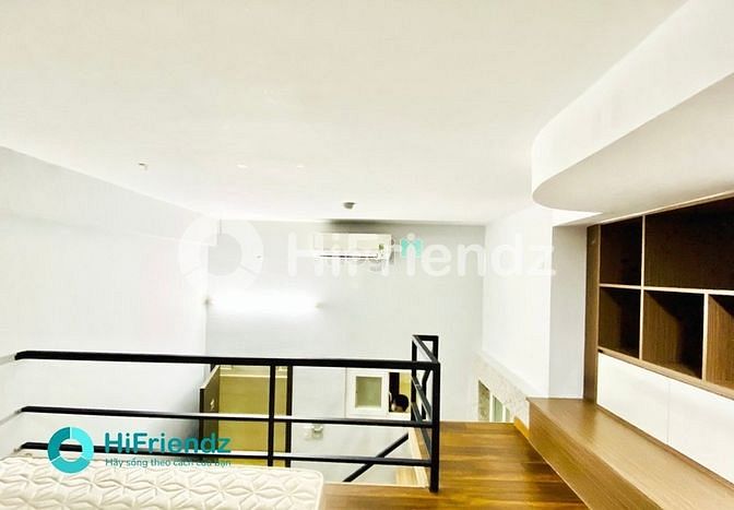 Hình ảnh gác cửa sổ mặt tiền đường full nội thất cạnh lotte