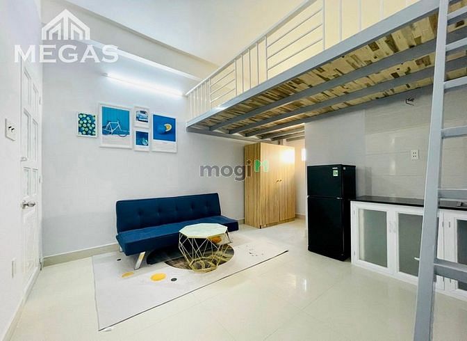 Hình ảnh Phòng gác siêu rộng đi bộ qua HUTECH