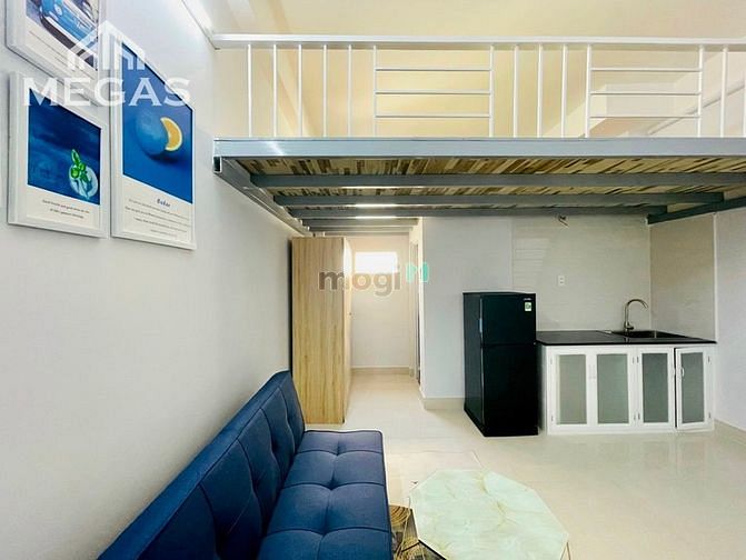 Hình ảnh Phòng gác siêu rộng đi bộ qua HUTECH