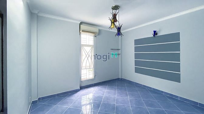 Hình ảnh Cho thuê nhà đường Cách Mạng Tháng 8, Quận 10 , Trệt 3 lầu 5PN
