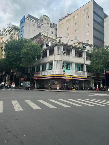Hình ảnh Góc 2MT Lý Tự Trọng P.Bến Thành Q1 ,DT: 10x20, 3 tầng giá cực tốt!!