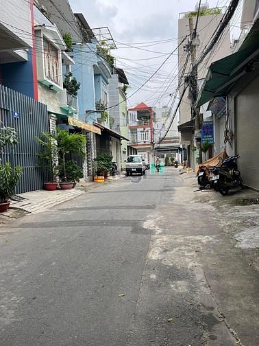 Hình ảnh Gấp bán Tổng giảm. 750Tr Còn 12 TỶ