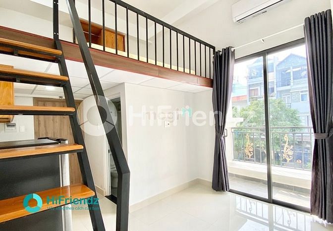 Hình ảnh Gác bancon full nt hỗ trợ cọc cạnh kcx vng cresentmall phu my hung q7