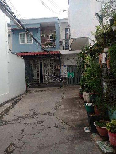Hình ảnh Bán nhà Quận 7 khúc giáp quận 5 đường xe tải