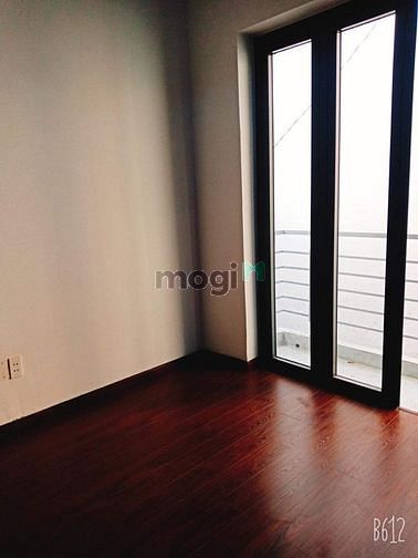 Hình ảnh Bán nhà Quận 7 khúc giáp quận 5 đường xe tải