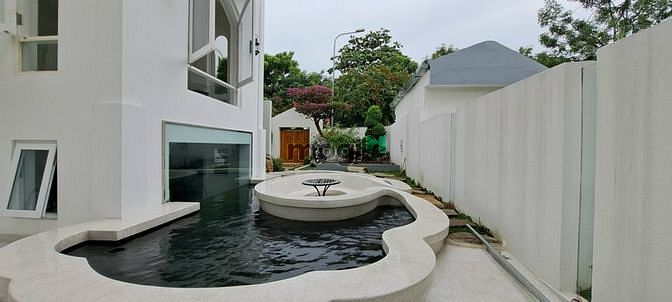 Hình ảnh Villa Gốc 3MT Nguyễn Văn Hưởng, 560tr/m2
