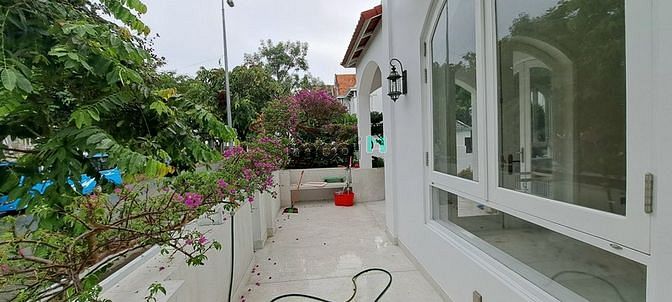 Hình ảnh Villa Gốc 3MT Nguyễn Văn Hưởng, 560tr/m2