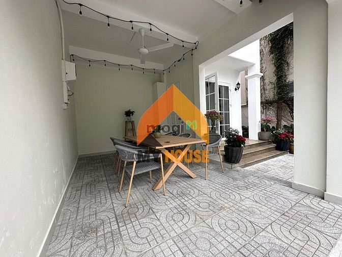 Hình ảnh Villa shynh đẹp trằng toát 220m2 giá 3500$