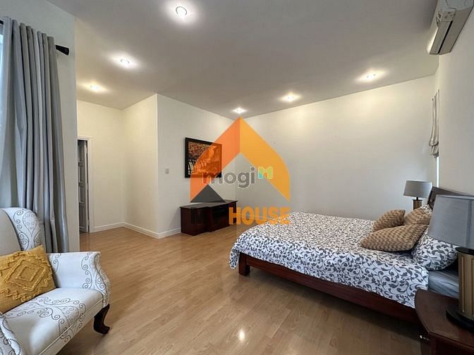 Hình ảnh Villa shynh đẹp trằng toát 220m2 giá 3500$