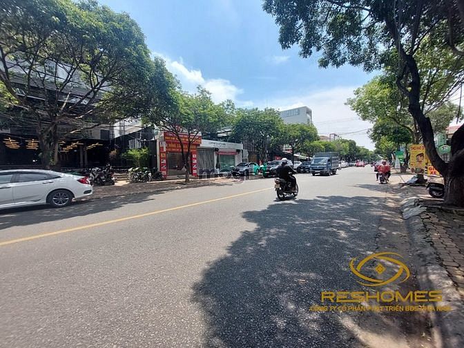Hình ảnh Bán lô đất đẹp 69m2 cách đường Phan Trung 20m, hẻm xe hơi ra vào.