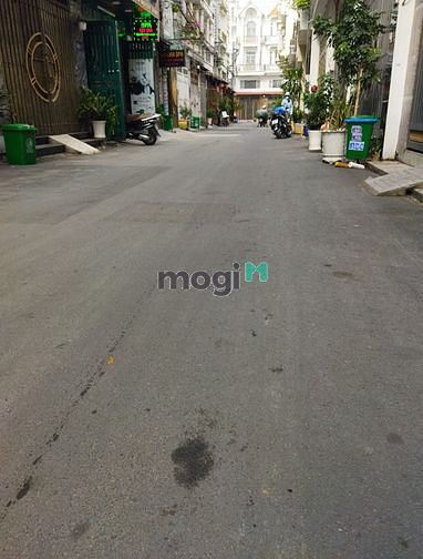 Hình ảnh Cho thuê nhà dt 6x23 DTSD (260m2) sân để ÔTÔ.