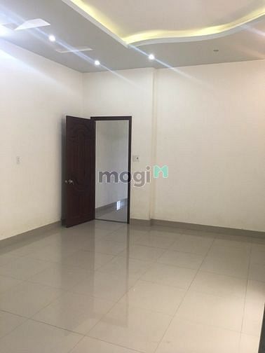 Hình ảnh Cho thuê nhà dt 6x23 DTSD (260m2) sân để ÔTÔ.