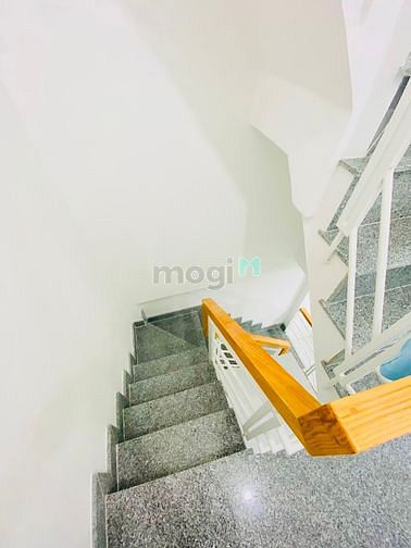 Hình ảnh Nhà Bán Quận 3 2 Tầng Mới Đẹp Chỉ 3 Tỷ 090 Bớt Lộc