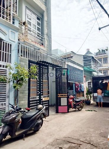 Hình ảnh Cho thuê nhà NC siêu rẻ ngay Phạm Văn Chiêu, Gò Vấp