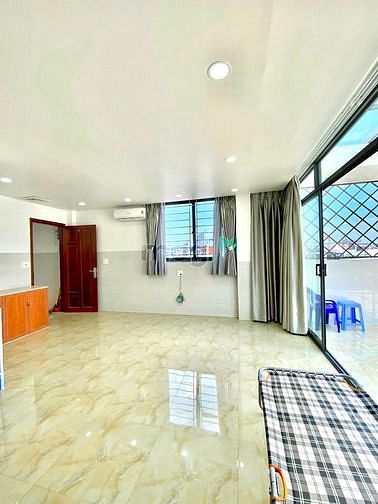 Hình ảnh P ban công full nội thất bên luỹ bán bích