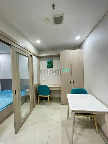 Hình ảnh CHCC có Bancol thoáng mát View đẹp _ Trần Hưng Đạo _ Q1
