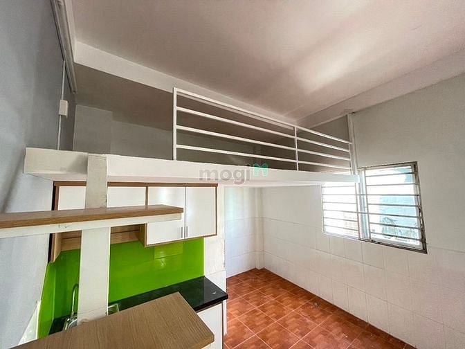 Hình ảnh Phòng có gác siêu rộng thoáng mát - Sát Văn Lang 2