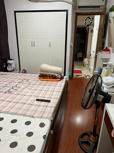Hình ảnh Siêu phẩm 5 Tầng, 40m2, Lạc Long Quân, P8, Tân Bình, Giá chỉ 6.4 Tỷ.