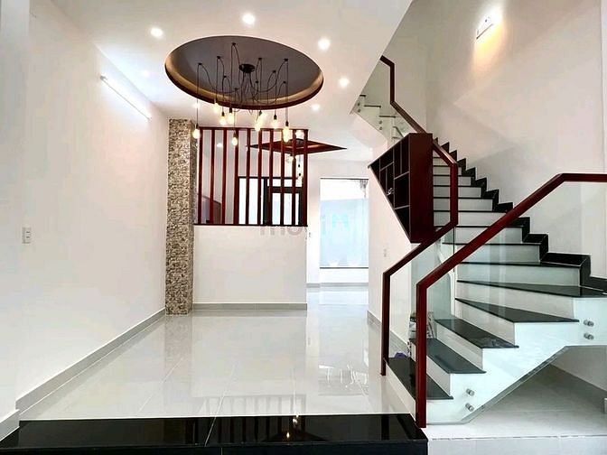 Hình ảnh Bán nhà góc 2 mặt tiền 65m Bình Thọ Tp Thủ Đức