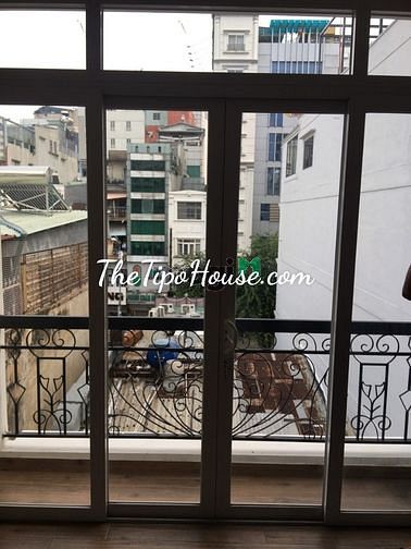 Hình ảnh Cho Thuê  2 Căn Liền Kề Lê Thánh Tôn, p.Bến Thành,
