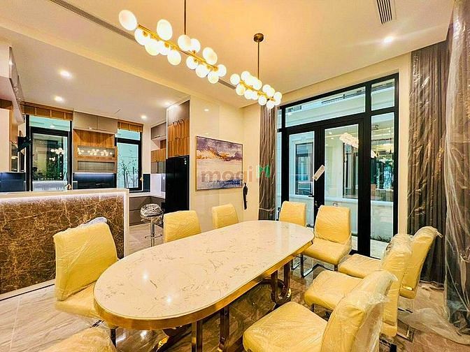 Hình ảnh Bán biệt thự Vinhomes Bason Q1, 1 hầm, 3 tầng, 225m2 đất, ck 10%
