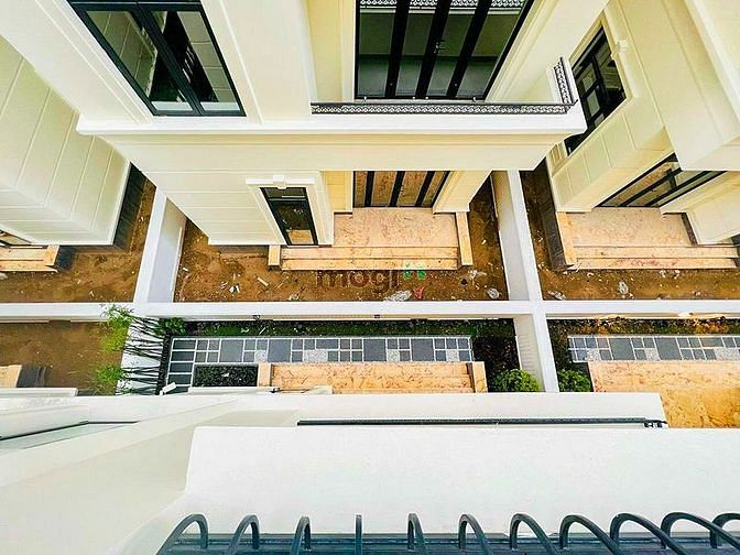 Hình ảnh Bán biệt thự Vinhomes Bason Q1, 1 hầm, 3 tầng, 225m2 đất, ck 10%