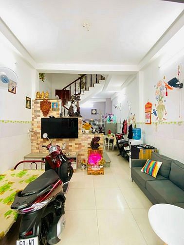Hình ảnh 3,8tỷ💥đúc 2 lầu 4mx10m ,hxh ,đất mới bình tân