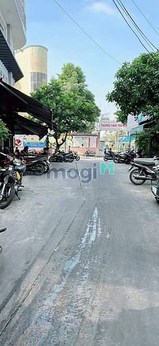 Hình ảnh Bán nhà đường số, 5 lầu chỉ 4 tỷ 4