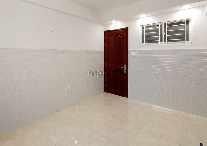 Hình ảnh Mb6623 nạp rút nhanh chóng Studio cửa sổ lớn ngay đh TDT kế bên lotte mart quận 7