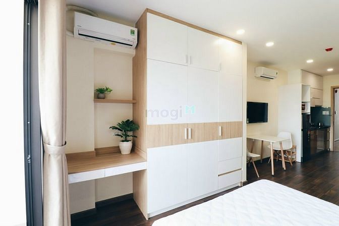Hình ảnh Phòng có ban công rộng . Đầy đủ tiện ích, Full nội thất