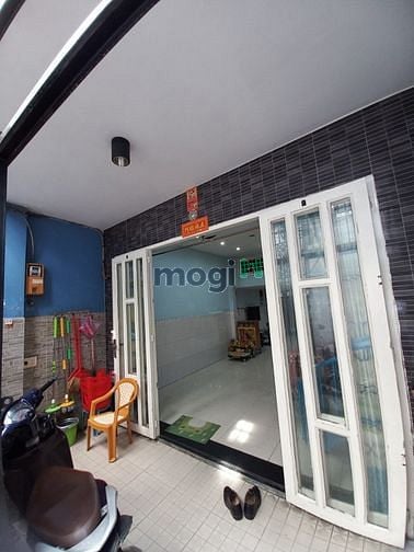 Hình ảnh Hiếm Bùi Văn Ba Quận 7 nhà 65m2, 2 tầng, 5PN- giá chỉ 4.2tỷ