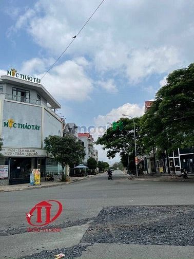 Hình ảnh BDS Hùng Vĩ Land Siêu Ngộp ! 2MTKD Đối Diện Trường Học 6x25m chỉ 11 tỉ