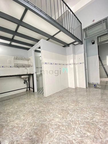 Hình ảnh Phòng Gác lửng + Ban Công _ Mới 100% _ Ở 10 ngày đầu không thu phí